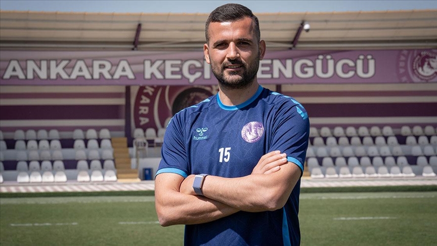Ankara Keçiörengüçlü futbolcu Rroca: Süper Lig'e çıkabiliriz