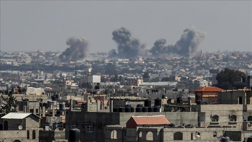 جيش إسرائيل يقتل 24 فلسطينيا في غارات مستمرة على غزة