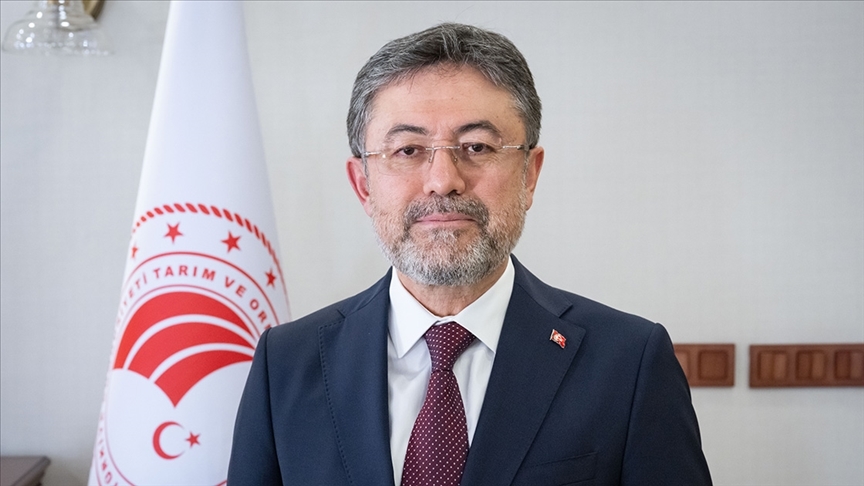 Bakan Yumaklı: Zirai dondan hububat, baklagil ve yağlı tohumlar gibi stratejik ürünler çok etkilenmedi