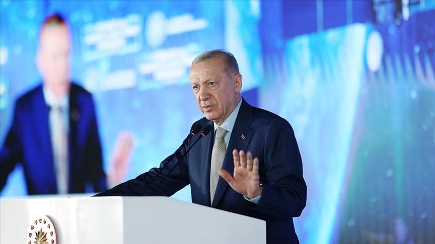 أردوغان: تركيا أصبحت إحدى 11 دولة منتجة لأقمار اتصالات