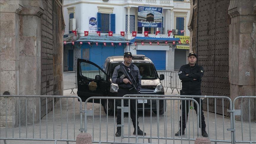 Tunisie: Arrestation de l’avocat Ahmed Souab, membre du comité de défense des inculpés pour complot contre l’État