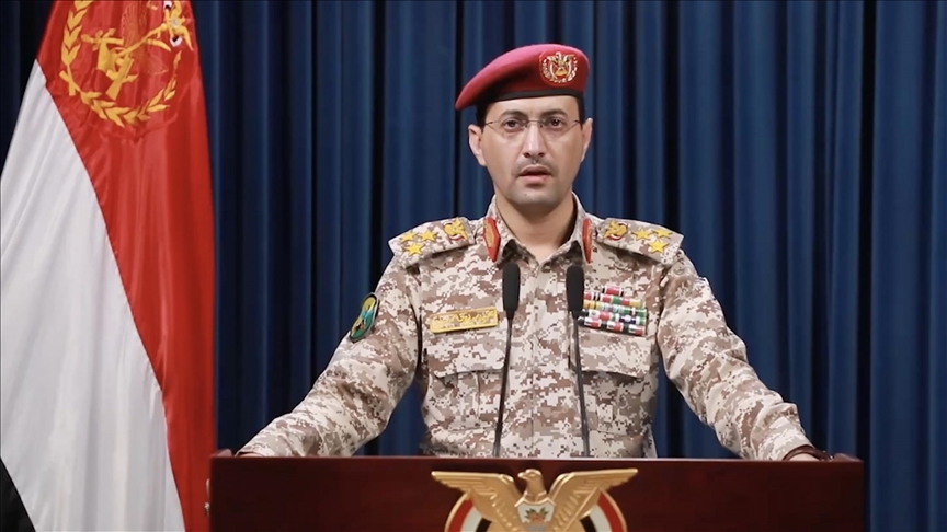 اليمن.. الحوثي تعلن إسقاط مسيّرة ومهاجمة حاملتي طائرات أمريكية