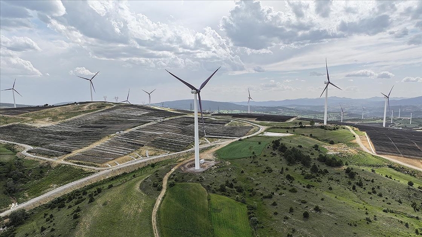 Küresel rüzgar enerjisi kurulu gücü geçen yıl 117 gigavat arttı