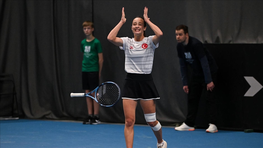 Milli tenisçi Zeynep Sönmez, Madrid Açık'a veda etti