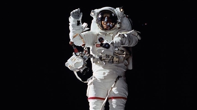 China akan kirim 3 astronotnya ke luar angkasa