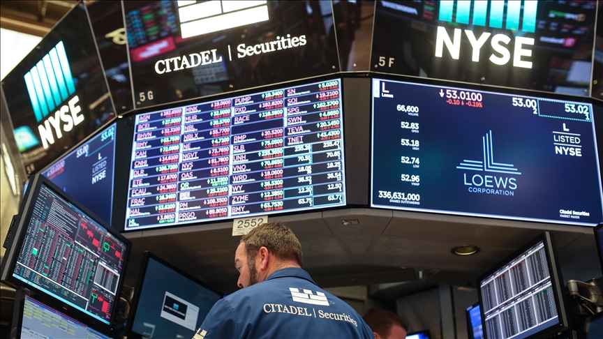 Wall Street closes higher, led by tech stocks Wall Street closes higher, led by tech stocks