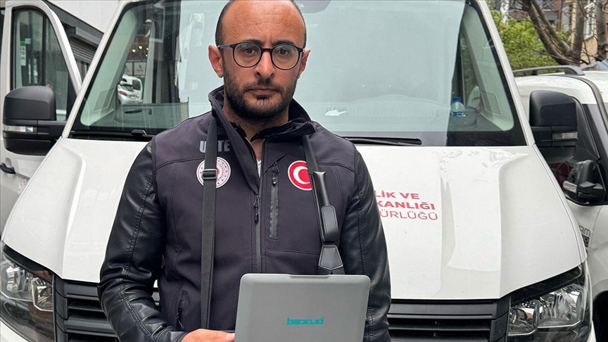 Çevre, Şehircilik ve İklim Değişikliği Bakanlığı ekipleri Küçükçekmece'de hasar tespit çalışması yaptı