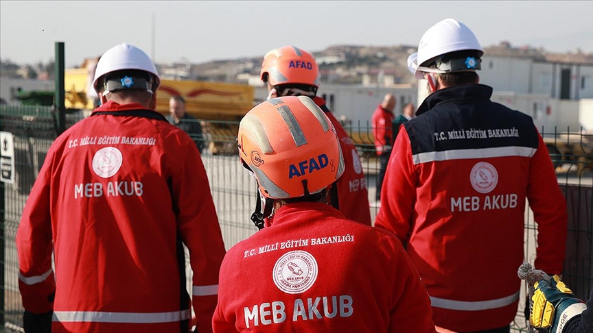 Bakan Tekin: 10 bin MEB AKUB üyesiyle herhangi bir afet durumunda arama kurtarma ekibimizle görev başındayız