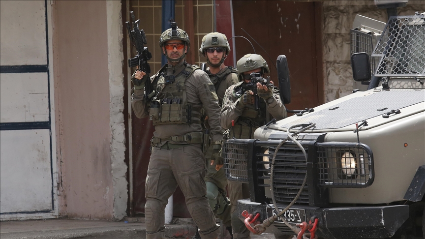 Israeli army kills Palestinian teen during raid in northern West Bank