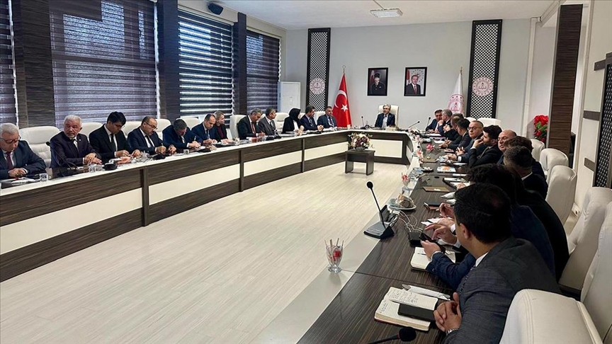 İstanbul'daki depremin ardından eğitim camiası dayanışma için sahaya indi