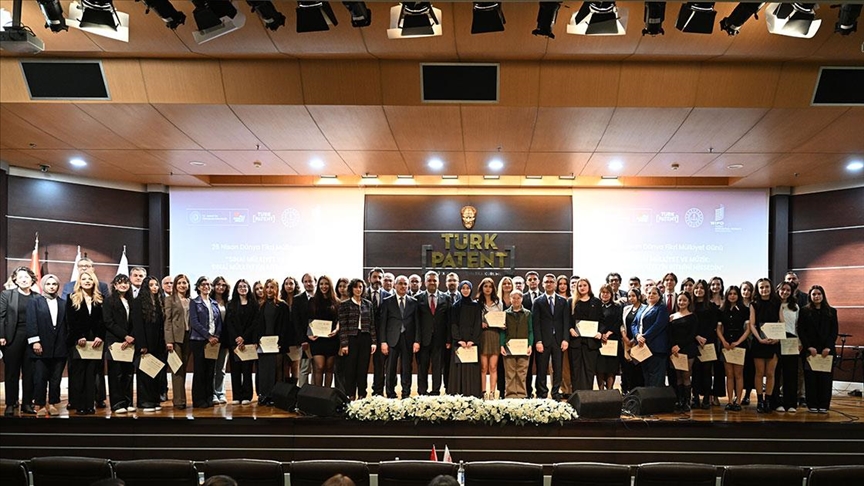 TÜRKPATENT'e yapılan yerli patent başvuruları ilk kez 10 bini geçti