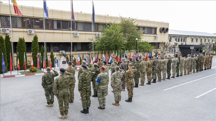 НАТО усиливает военное присутствие в Косово