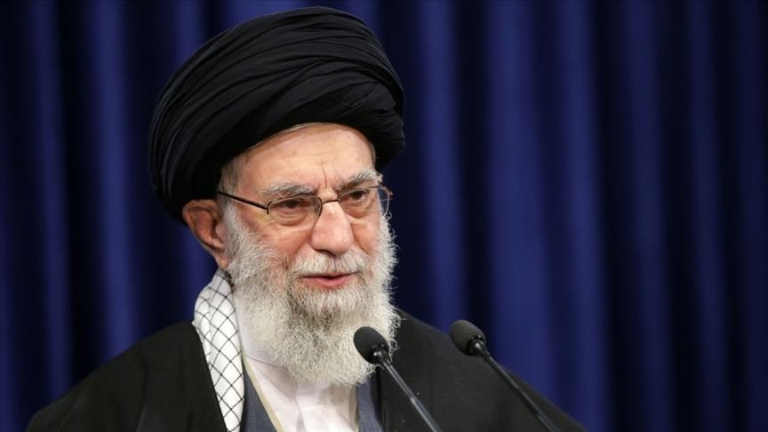 Iran : L'ayatollah Ali Khamenei appelle à une enquête sur l'explosion du port de Shahid Rajaee