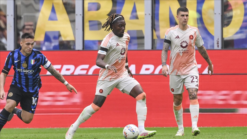 قدم.. روما يكبد إنتر ميلان خسارة مؤلمة بالدوري الإيطالي