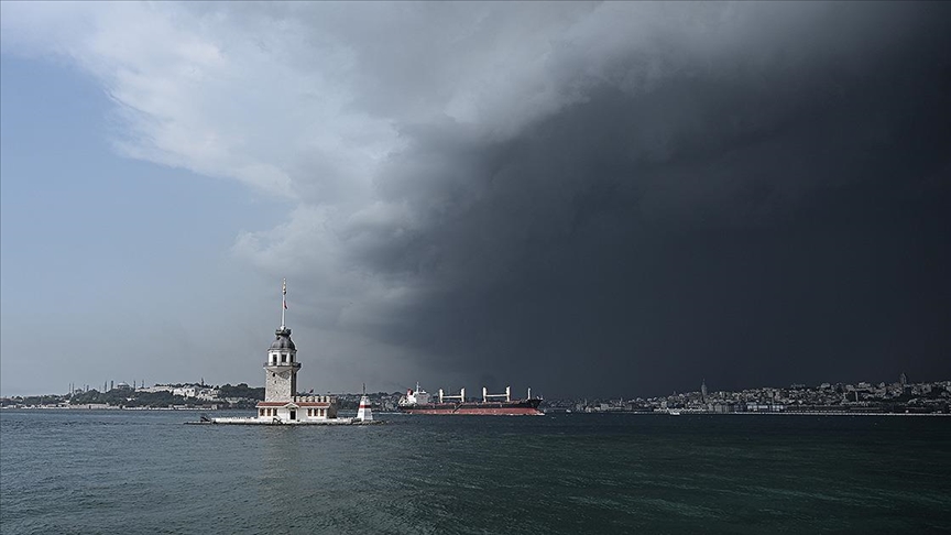 İstanbul Valiliğinden fırtına uyarısı