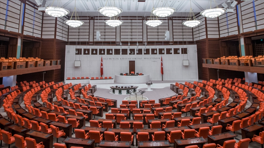 Türk demokrasi tarihinin kara lekesi "27 Nisan"ın üzerinden 18 yıl geçti  