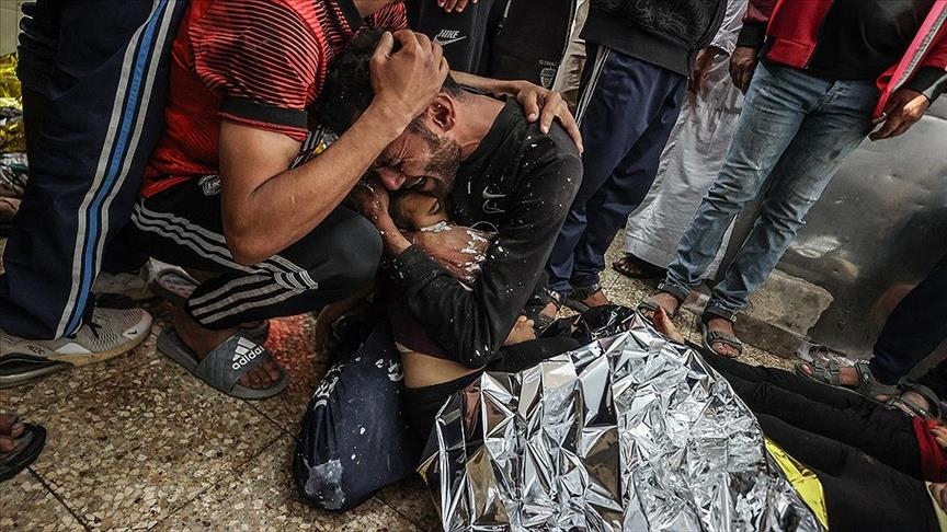 مقتل 43 فلسطينيا بسلسة مجازر إسرائيلية في أنحاء غزة الاثنين