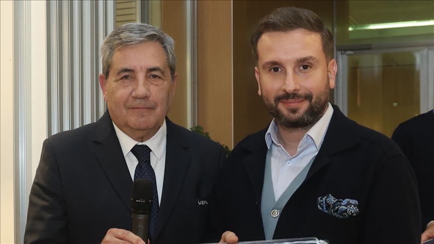 UEFA, Gençlik Ligi finalistleri Trabzonspor ve Barcelona için dostluk yemeği düzenledi