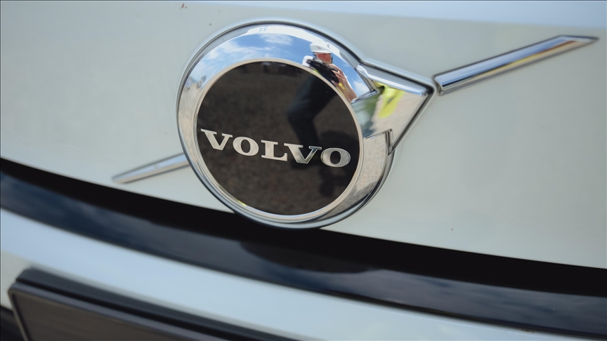 Volvo seeks cost reductions against US tariffs