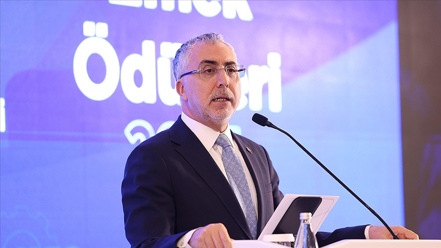 Bakan Işıkhan: İş gücü piyasasına erişimi kolaylaştırmak için çalışmaya devam edeceğiz