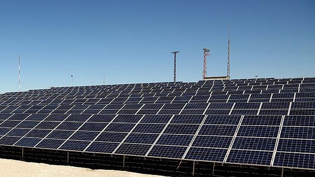 Dutch urged to cut electricity use during peak hours