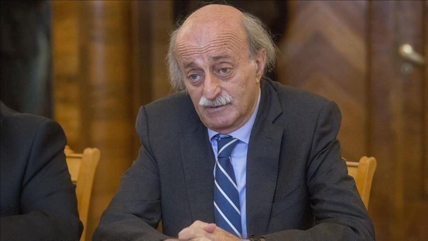 جنبلاط يجري اتصالات لاحتواء أحداث أشرفية صحنايا بسوريا