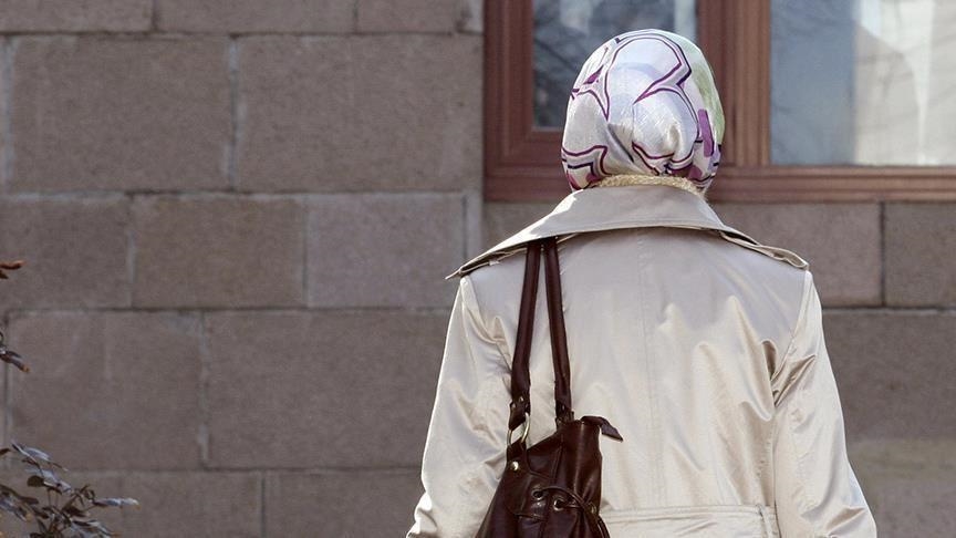 Son voile arraché : Une jeune femme musulmane violemment agressée en Île-de-France