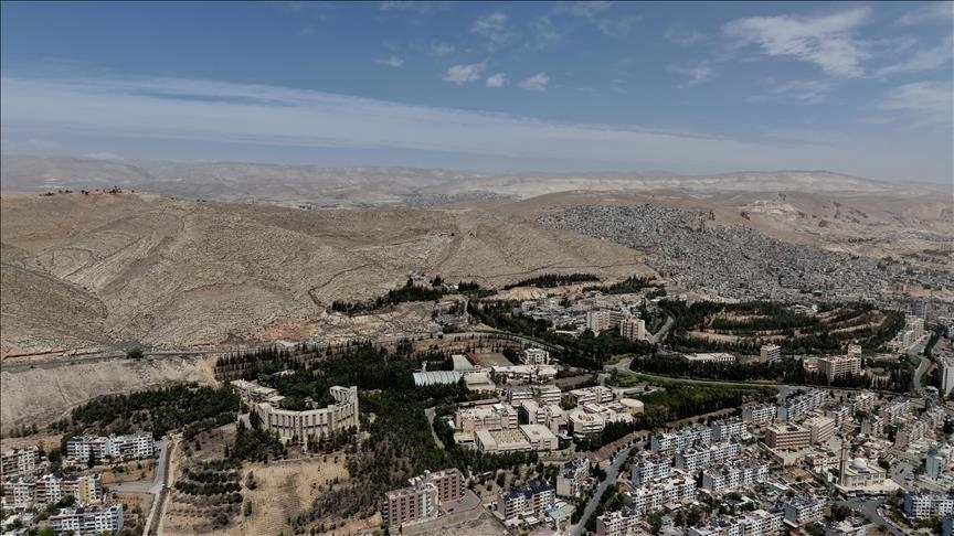 Izraeli kryen sulme ajrore në qytetin Ashrafieh Sahnaya në afërsi të Damaskut