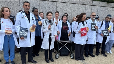 d'Bread Not Bombs!': Doctors Against Genocide cry for Gaza at US Capitol