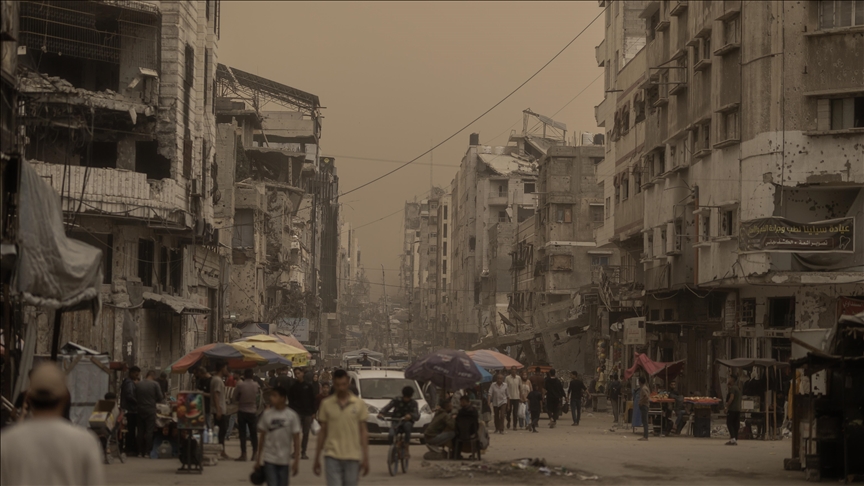 Severe dust storm sweeps 9 Arab states, worsening Gaza’s plight 