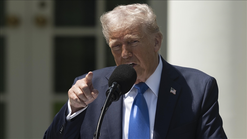 Trump signs executive order establishing 'religious liberty' panel