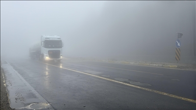 Bolu Dağı'nda sis etkili oldu