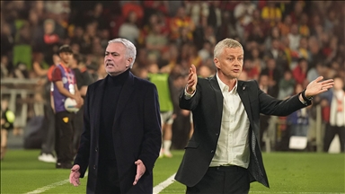 Mourinho-Solskjaer rekabeti bu sefer derbide yaşanacak