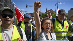 Globi shënon Ditën e Punës, shprehet revoltë për kushtet aktuale të punëtorëve