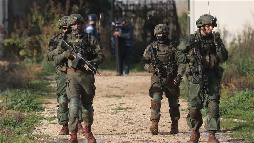 جيش إسرائيل يهاجم فلسطينيين حاولوا الوصول لمنازلهم بطولكرم ونور شمس