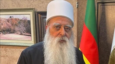 رغم تنديد دروز سوريا.. موفق طريف يشيد بانتهاكات إسرائيل لسيادة دمشق