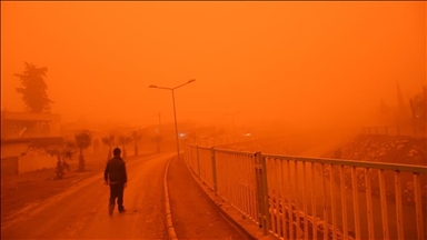 Inde : Tempête de sable à Delhi, 4 morts et plus de 100 vols perturbés