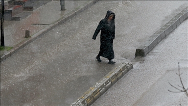 Bazı illerde sağanak ve dolu etkili oldu