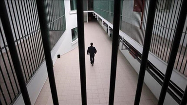 France/Attaques de prisons : 21 suspects présentés à la justice pour une mise en examen