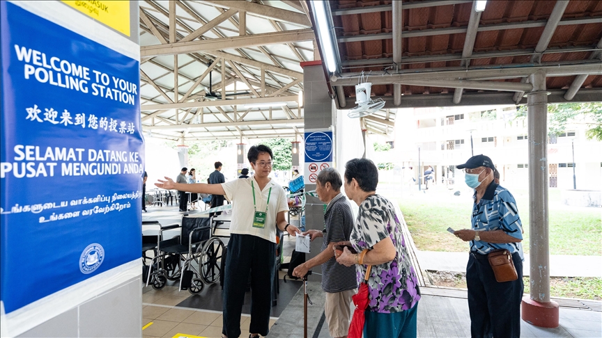 Singapore polls underway as 48% of voters cast their votes as of noon 
