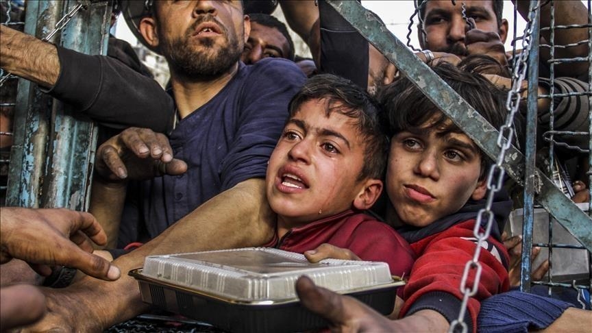 "حكومة غزة": إسرائيل تدمر بشكل ممنهج مصادر الغذاء في القطاع