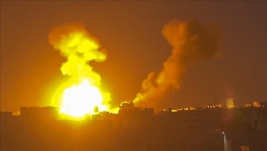 Israeli attacks kill 33 Palestinians in Gaza