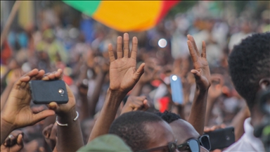 Mali : une marche des partis politiques dispersée par la force à Bamako