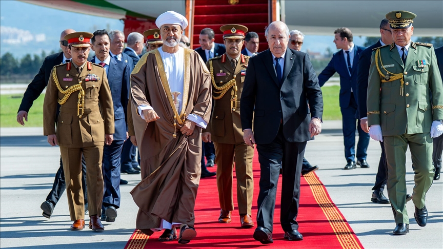 لأول مرة منذ 52 عاما.. سلطان عمان يزور الجزائر لبحث قضايا ثنائية وإقليمية