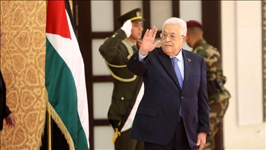 عباس يبحث مع رئيس قبرص الرومية مستجدات القضية الفلسطينية