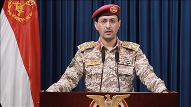 "الحوثي" تعلن فرض حصار جوي على إسرائيل وتحذر شركات الطيران 