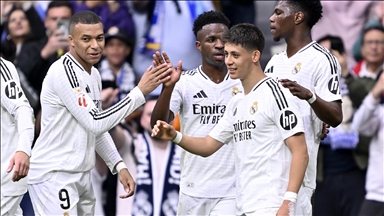 قدم.. غولر ومبابي يقودان ريال مدريد لتخطي عقبة سيلتا فيغو