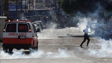 بينهم طفل.. إصابة 43 فلسطينيا باقتحام الجيش الإسرائيلي مدينة نابلس 