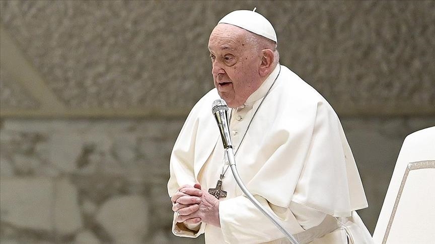Papa Franciscus'un ölmeden önce "papamobil" aracını Gazzeli çocuklar için bağışladığı ortaya çıktı