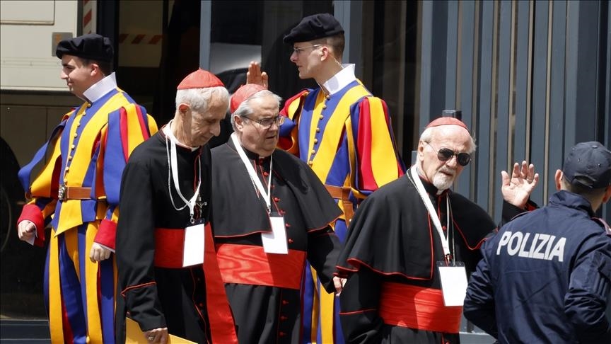 Next pope must unify deeply divided Church, say Vatican experts